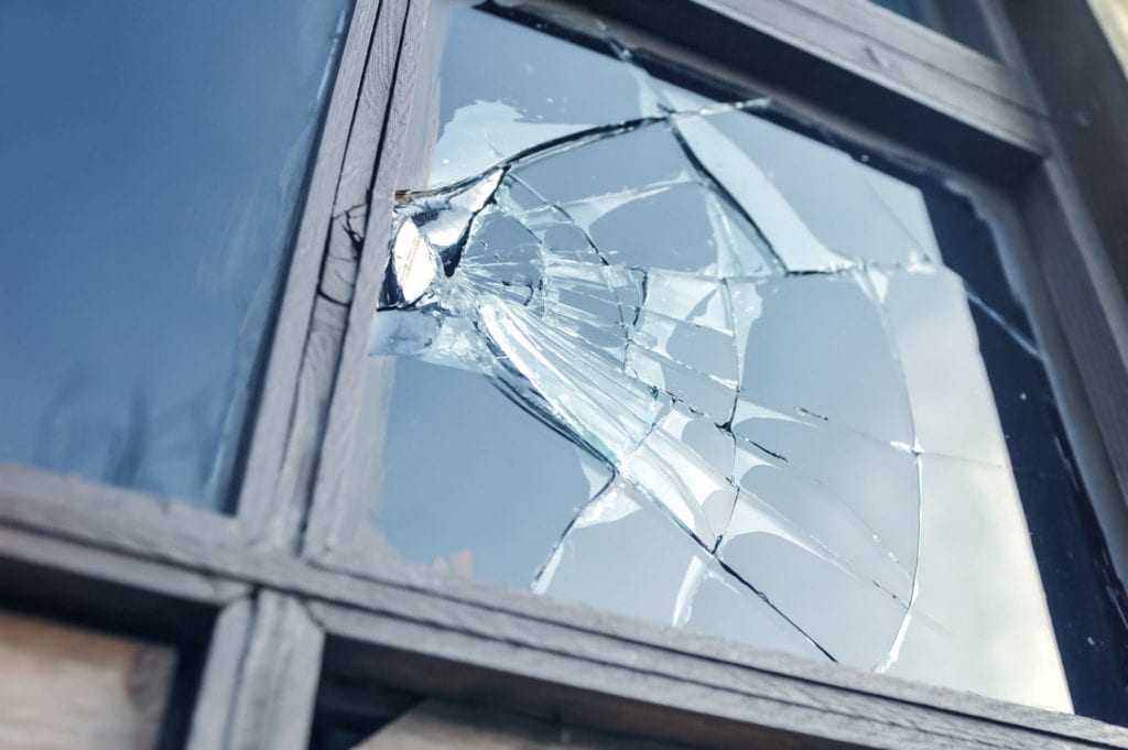 Broken Home Window Glass Replacement Melbourne FL